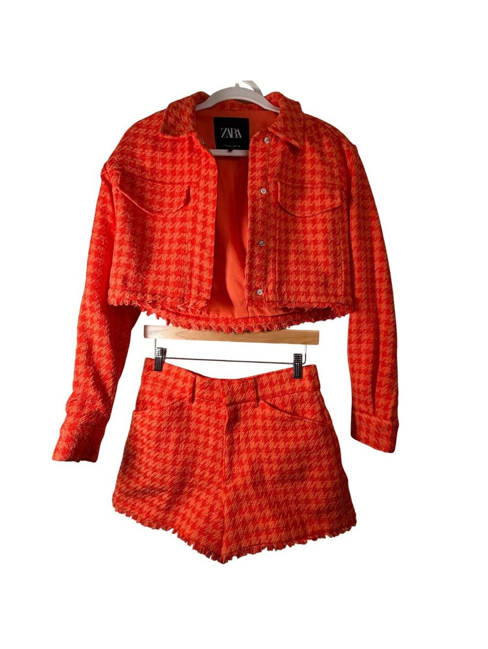 Zara Orange Houndstooth Blazer & Shorts Suit Set - Picture 2 of 9